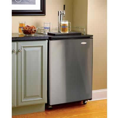 Haier 6.4 cu. ft. Freestanding Beer Dispenser HBF05EBSS IMAGE 2