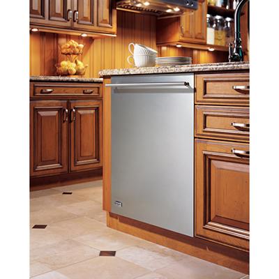 Monogram 24-inch Built-In Dishwasher ZBD6920DSS IMAGE 3