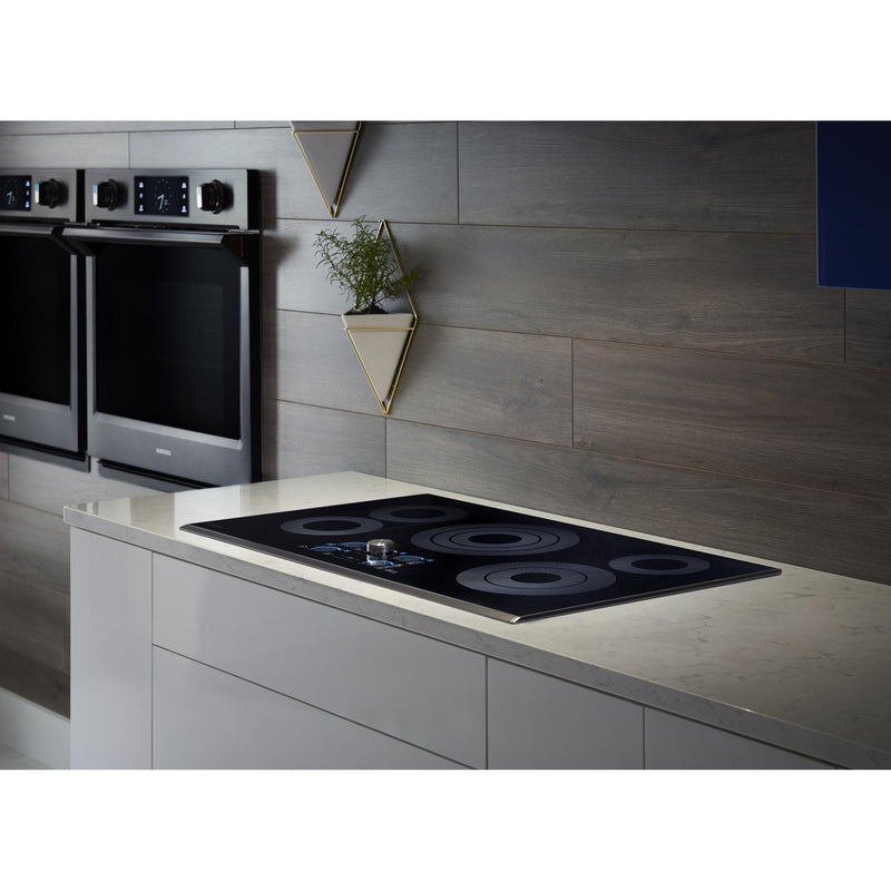 Samsung 30-inch Built-In Electric Cooktop NZ30K7570RG/AA IMAGE 2