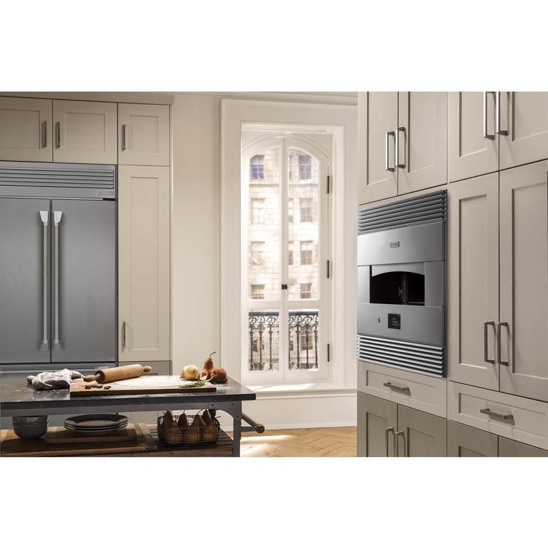 Monogram 30-inch, 1.41 cu.ft. Built-in Pizza Oven with Integrated Ventilation System ZEP30FLSS IMAGE 2