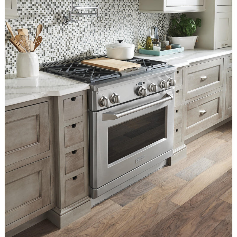 Monogram 36-inch Freestanding Dual-Fuel Range ZDP364NDPSS IMAGE 5