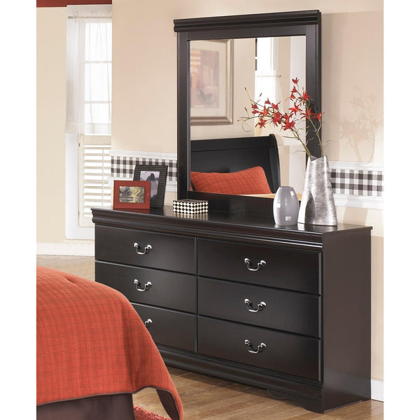 Signature Design by Ashley Huey Vineyard 6-Drawer Dresser with Mirror B128-31/B128-36 IMAGE 1