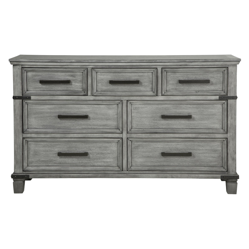 Signature Design by Ashley Russelyn 7-Drawer Dresser B772-31 IMAGE 3