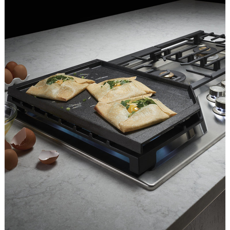 Monogram 36-inch Built-In Gas Cooktop ZGU36ESLSSSP IMAGE 11