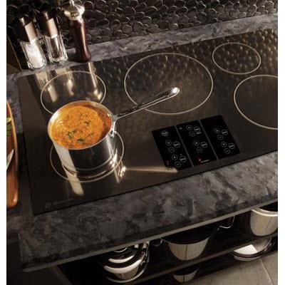 Monogram 36-inch Built-In Electric Cooktop ZHU36RSRSS IMAGE 2