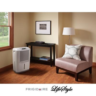 Frigidaire 70-pint Dehumidifier FAD704DUD IMAGE 3